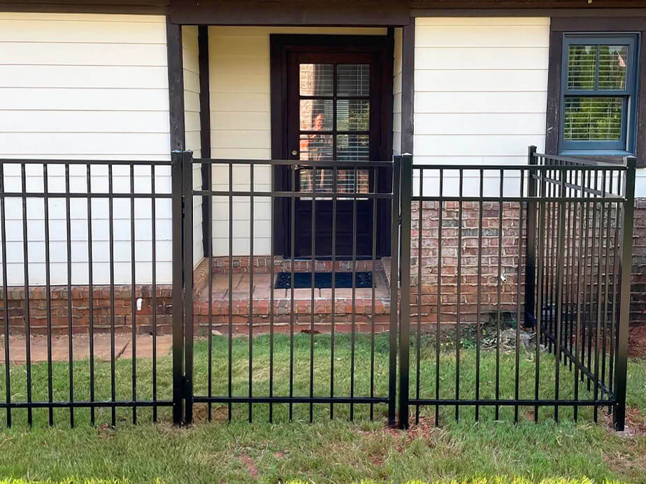 Aluminum Fence Contractor in Columbus Georgia
