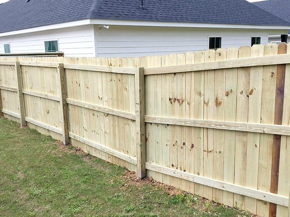 Auburn Alabama residential fencing company