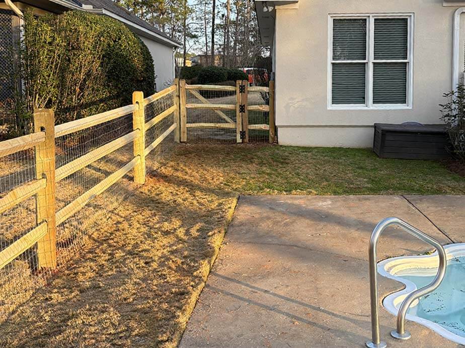 Pool Fence Example in Auburn Alabama