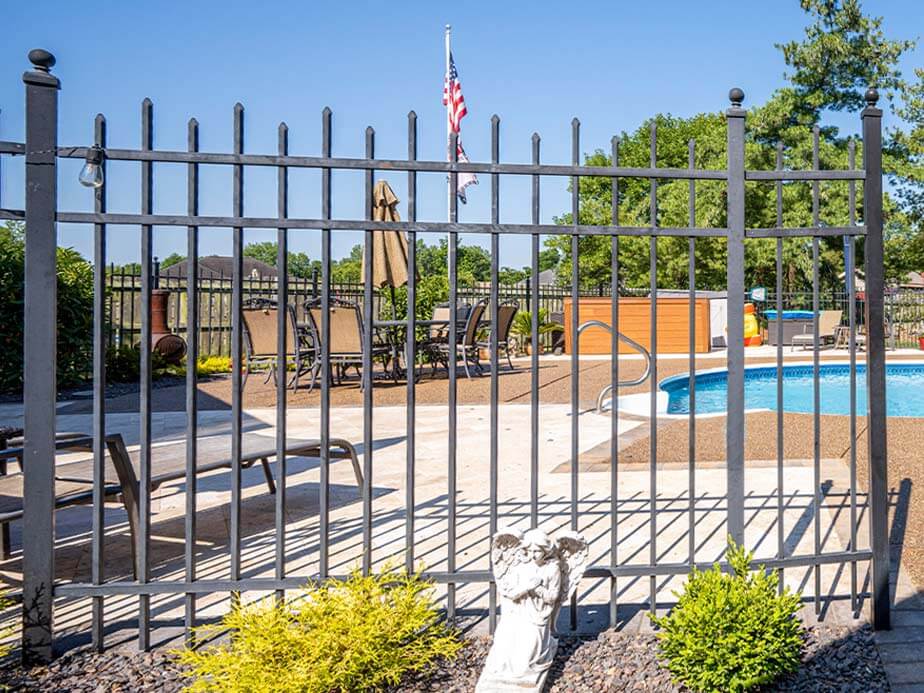  GA Ornamental Fences