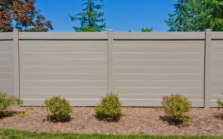 Horizontal Vinyl Fence Installation