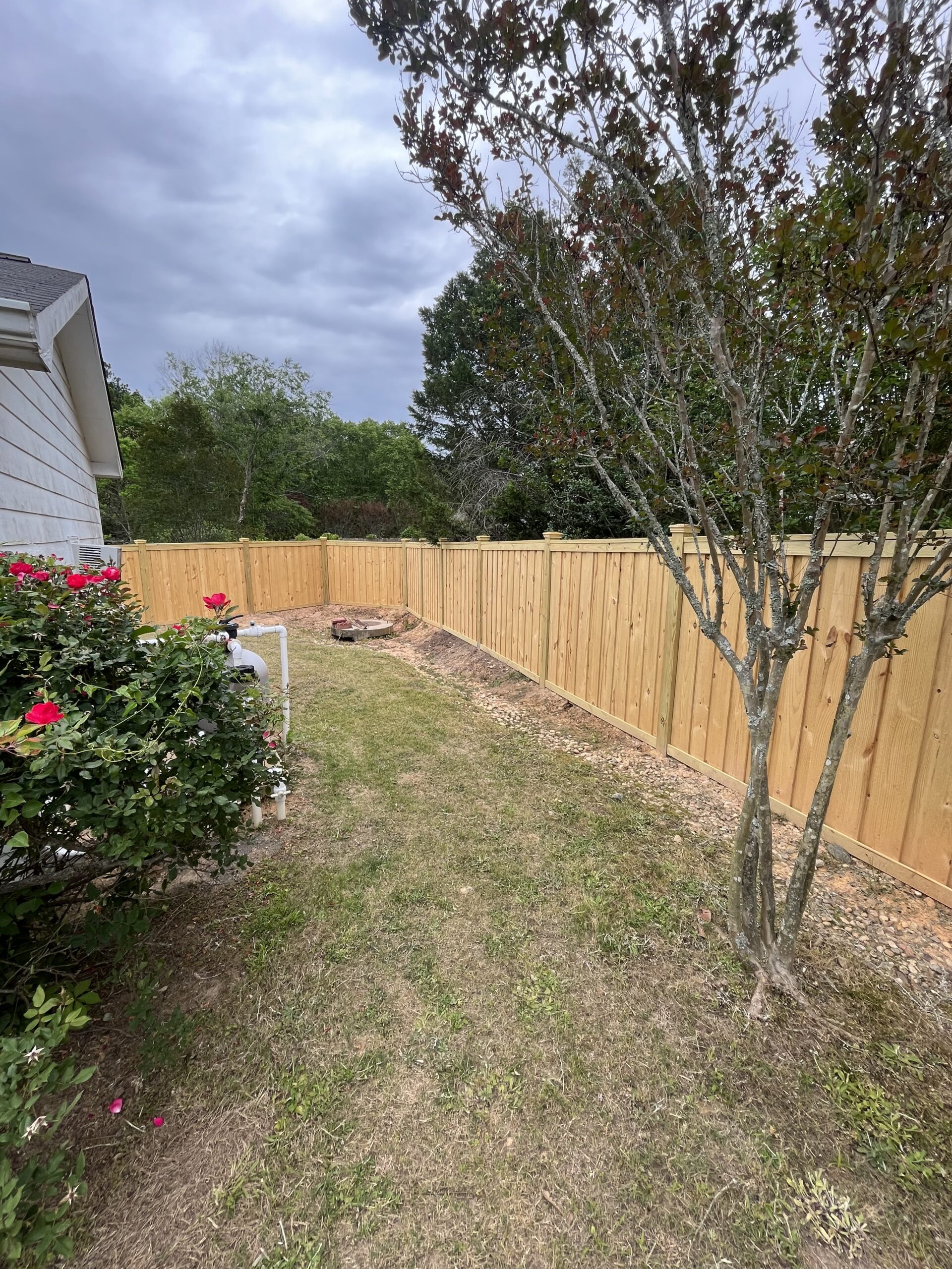 Cap & Trim Fence